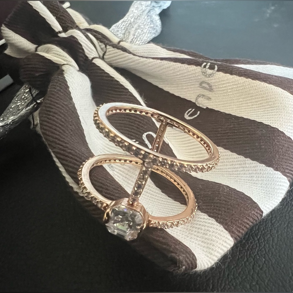 Henri Bendel Rose Gold Ring